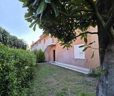 Suburbio VII Portuense Apartment | arvali street