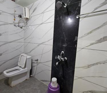 Phulbani Hotel | Arya Palace