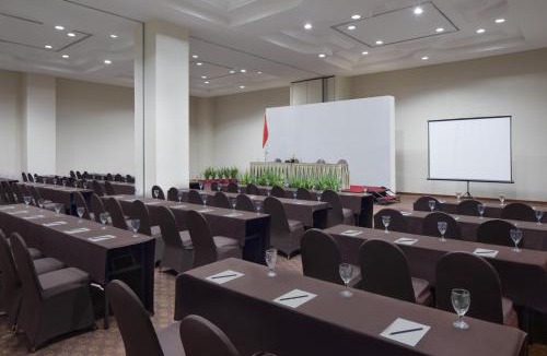 Manado City Centre Hotel | Aryaduta Manado