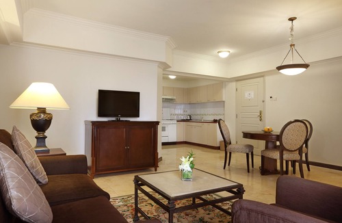 Semanggi Hotel | Aryaduta Suites Semanggi