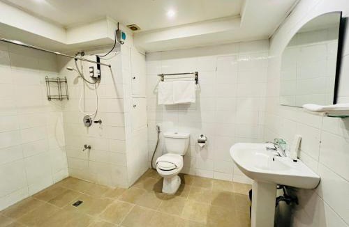 Paco Hotel | Arzo Hotel Manila