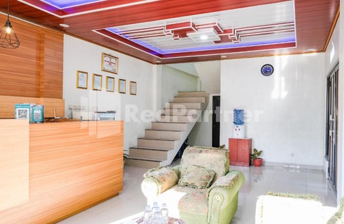 Getasan Hotel | As Waru Hotel RedPartner