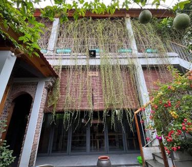 Son Tay House | Asahi Luxstay - Homestay Đường Lâm Hostel