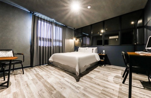 Oncheon-dong Hotel | Asan Wol