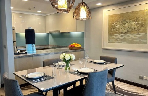 Urdaneta Hotel | Ascott Makati