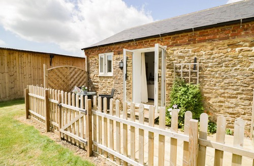 Hellidon Cottage | ASH BARN, pet friendly, luxury holiday cottage in Catesby