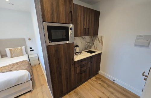 Woolwich Apartment | Ash Tree Hotel