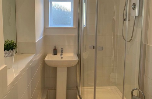 Didcot House | Ashbrook Lewis a two bedroom, two bathroom cottage, Harwell Campus