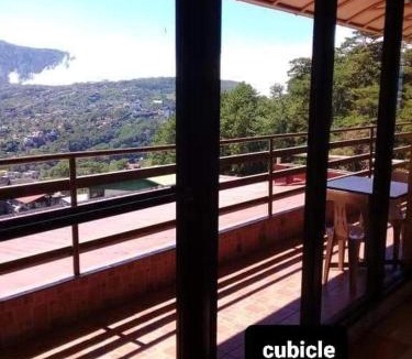 Baguio Hostel | ASHBURN'S TRANSIENT BAGUIO - BASIC SLEEP and GO, LIMITED PAY PARKING, SELF SERVICE