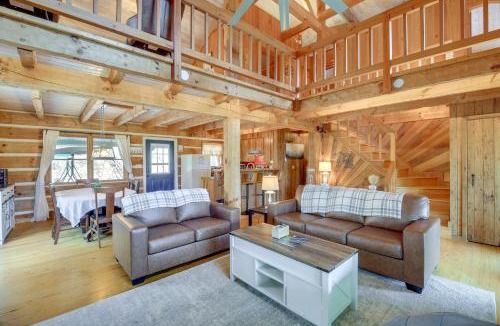 Warrensville House | Ashe County Log Cabin: Mountain-View Deck, Sauna