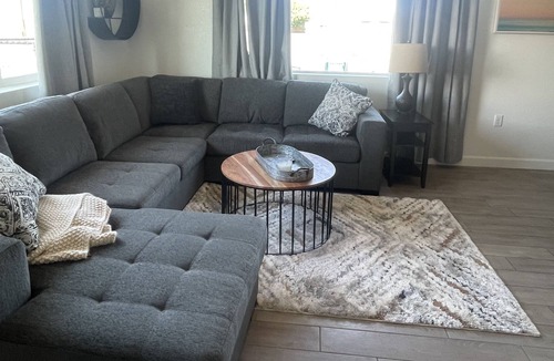 Stratford House | Ashe Westshore Bungalow #2! Centrally located by lake, golf courses & sand dunes