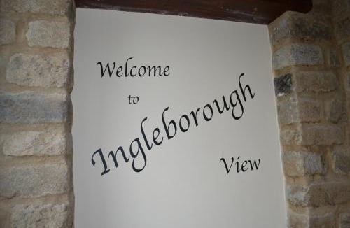 Horton in Ribblesdale House | Ashes Farm - Ingleborough Barn Cottage, with 3 peaks views, Horton In Ribblesdale, Settle