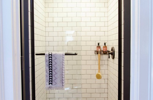 Hamilton House | Ashling Acres