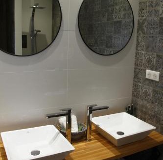 Nyls House | Asinerie Kuleni