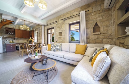 Asites House | Asion Lithos
