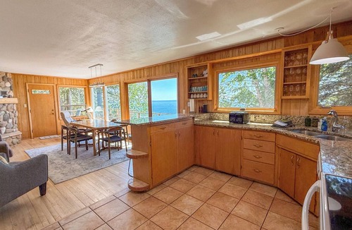 Lutsen House | Asle Ta - Cascade Beach Road - Lake Superior - Lutsen, MN - Cascade Vacation Ren