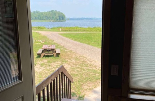 Hayward Cabin | Aspen Cabin - Lost Land Lake Waterfront Getaway
