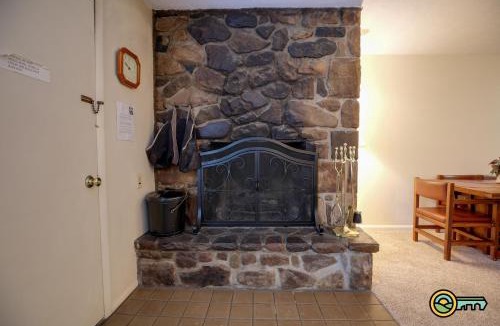 Mount Jackson House | Aspen East Unit #124