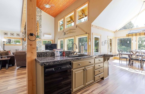 Three Rivers House | Aspen Place - River Access, Ping Pong, Gorgeous Home & Location