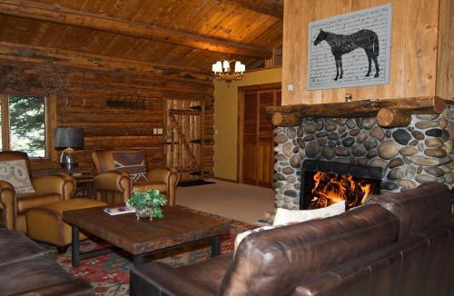 Moose Wilson Road House | Aspen's Lodge