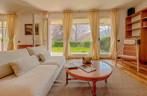 Lecco Apartment | Aspromonte Lakeside Suite - Lecco Garden Retreat