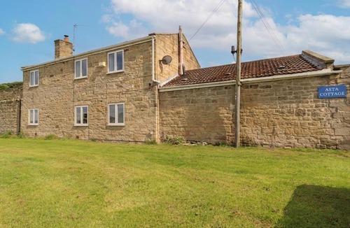Cresswell House | Asta Cottage