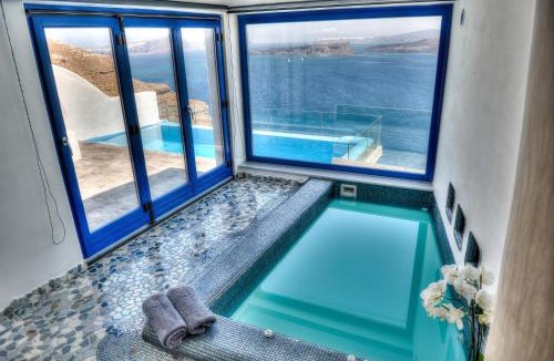 Akrotiri Hotel | Astarte Suites