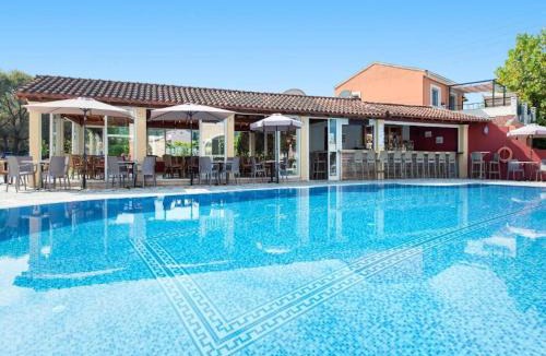 Acharavi Apartment | Asteraki Poolside Apartment by DadoVillas
