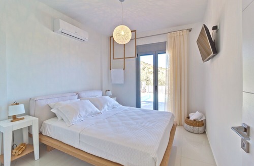 Vlichada Villa | Asterios Villa with Private Pool, Walking distance to the beach