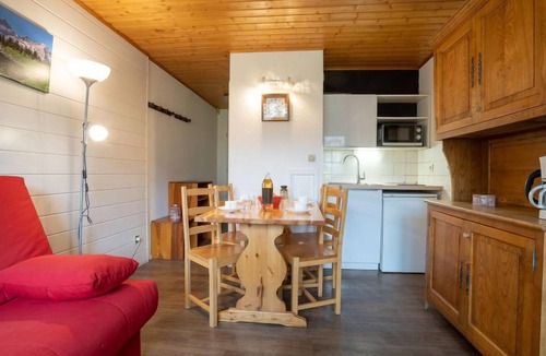 Les Menuires Apartment | Asters 1215 Bâtiment B4 by Interhome