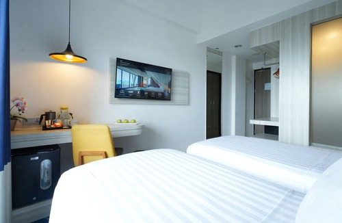 Karang Bolong Hotel | Aston Anyer Beach Hotel