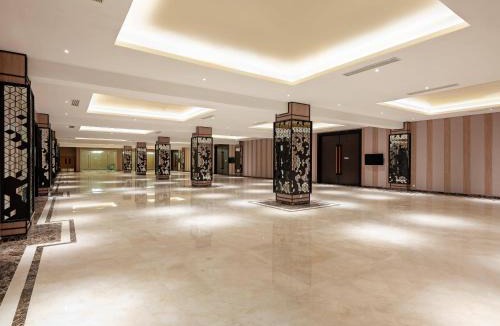 Gresik Hotel | Aston Gresik Hotel & Conference Center