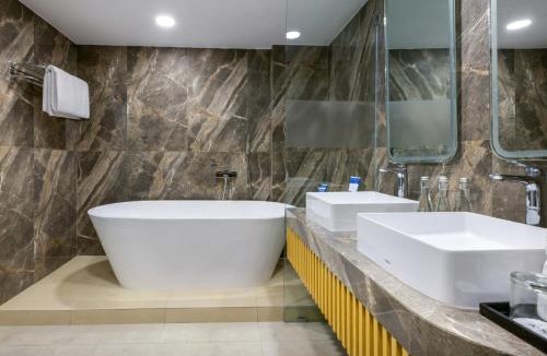 Cilacap Hotel | Aston Inn Cilacap