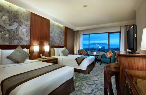 Cipaganti Hotel | Aston Tropicana