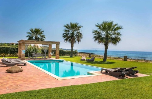 Svoronata Villa | Astounding Seafront Kefalonia Villa 3 Bedrooms Villa Alegria Private Pool
