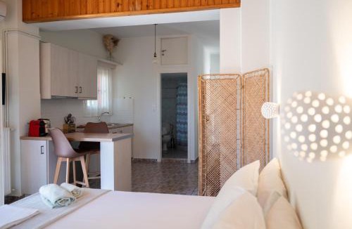 Marathokampos Bed & Breakfast | Astradeni Studios