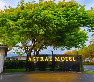 Whanganui Hotel | Astral Motel