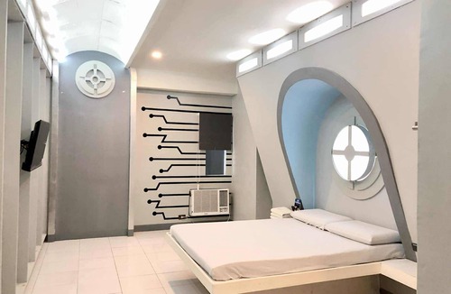 Colon Street Hotel | Astrotel Cebu