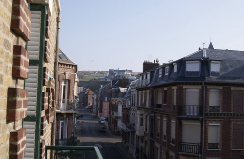 Mers-les-Bains Apartment | Asylum Single Apartment