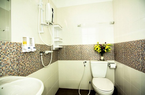 Bang Phli Hotel | At Ease Hotel Suvarnabhumi