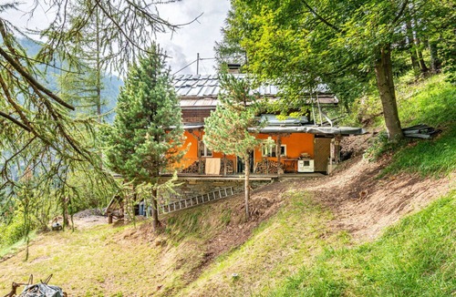 Heiligenblut House | Stunning private villa for 10 people with patio, pets allowed and panoramic view