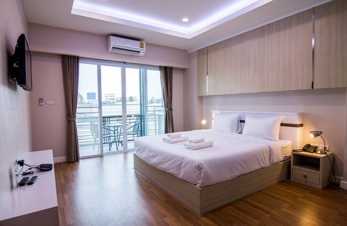 Mak Khaeng Hotel | At Home at Udon