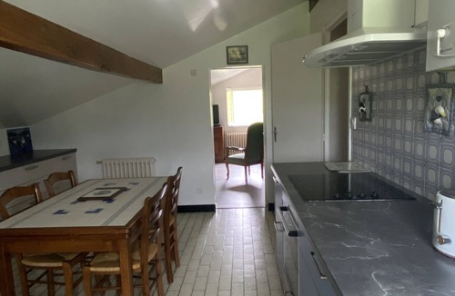 Bussunarits-Sarrasquette Apartment | At the foot of the Col de Gamia, 10 minutes from Saint-Jean-Pied-de-Port 100-square-meter apartment