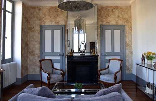Beaune Apartment | At the Miracle of French toast