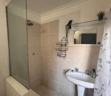 Parys Apartment | At West
