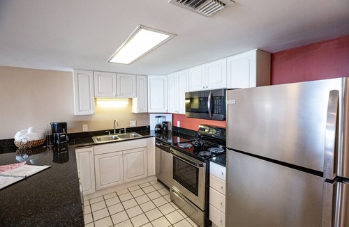 Garden City Condo | Atalaya Towers