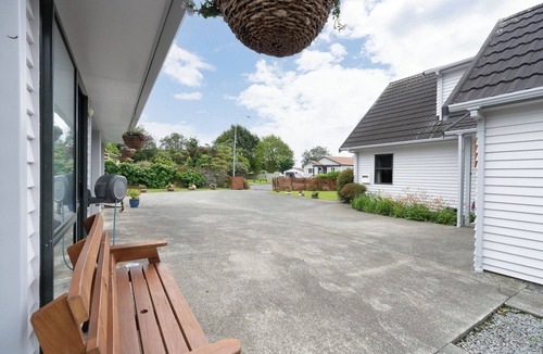 Paraparaumu Apartment | Atarau Grove Studio