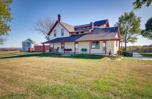 Atchison House | Atchison 1870 Farmhouse