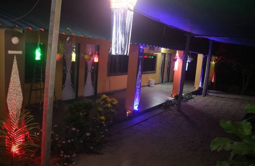 Devbag Bed & Breakfast | Athaang Beach Resort
