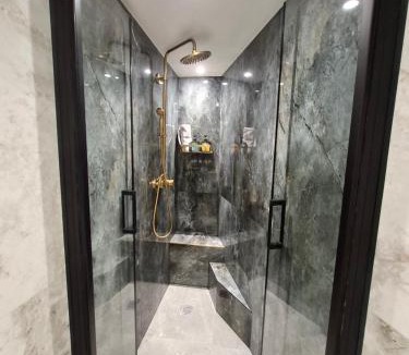 Saint-Merri Apartment | ATHEA Paris Central